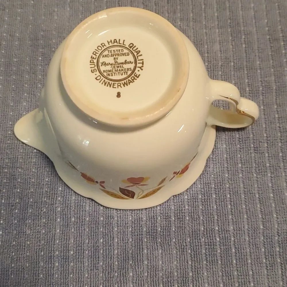 VTG Hall Jewel Tea Autumn Leaf Ruffled D Creamer Mary Dunbar USA